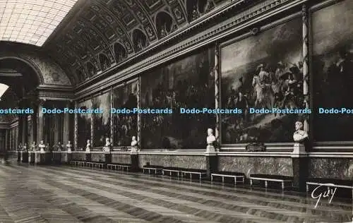 R561886 Versailles et ses Merveilles Le Chateau La Galerie des Batailles Guy And