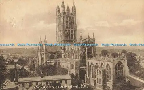 R561943 Gloucester Cathedral F Frith No 22085 1921