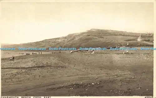 R566287 Charmouth Beach from East 45845 Photochrom