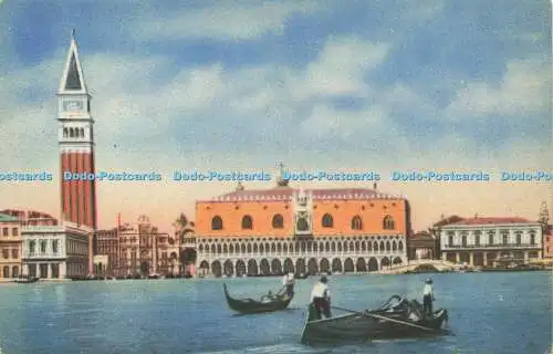 R566292 Venezia Panorama da S Giorgio A Scrocchi Milano 1945