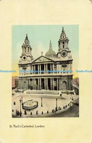 R564814 St Pauls Cathedral London