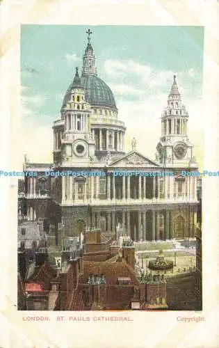 R565720 London St Pauls Cathedral