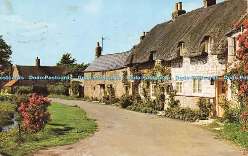 R569279 Winkle Street Calbourne I W Nigh Jarrold 1968