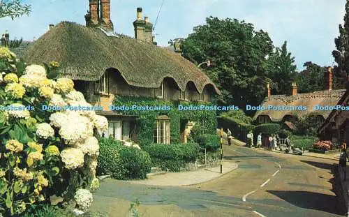 R573641 Old Village Shanklin I O W Nigh Plastichrome Farbbild Verlag 19