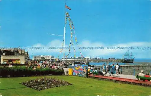 R571898 Promenade and Gardens Morecambe 1972