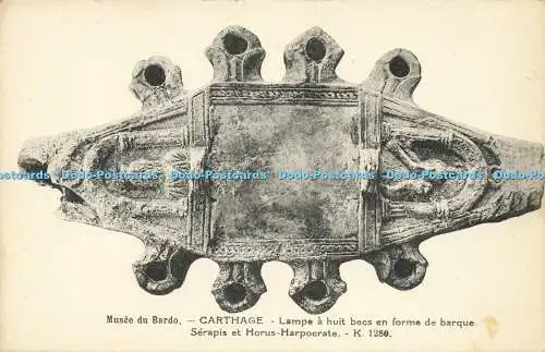 R568452 Musee du Bardo Carthage Lampe a huit becs en forme de barque Serapis et