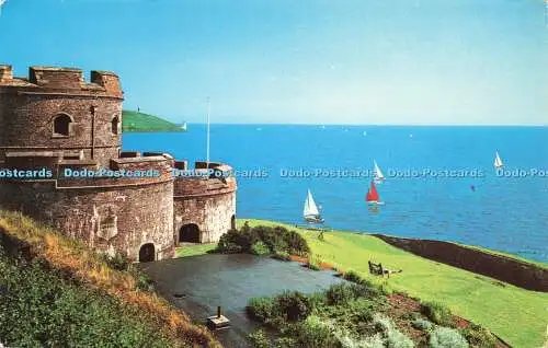 R574196 St Mawes Castle mit Blick auf St Anthony Colourmaster International Pr