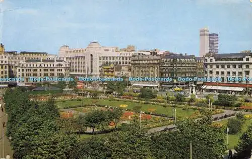 R572472 Piccadilly Gardens Manchester 1965