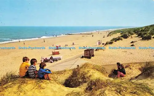 R572486 V 8961 Sea Palling D Constance Limited Vita Nova