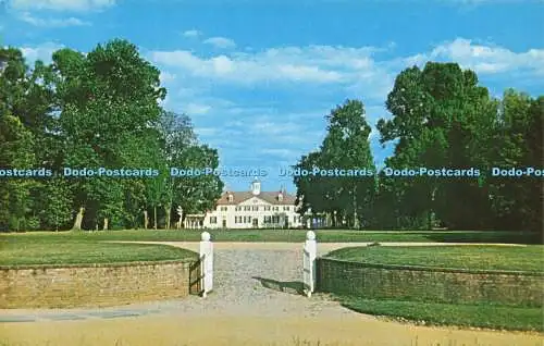 R572545 Westfront des Mount Vernon vom Bowling Green Gate aus gesehen M V L A Staff