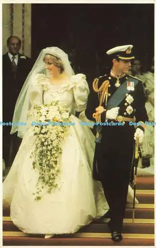 R575037 Charles und Diana Prinz und Prinzessin von Wales verlassen St. Pauls Cathedra