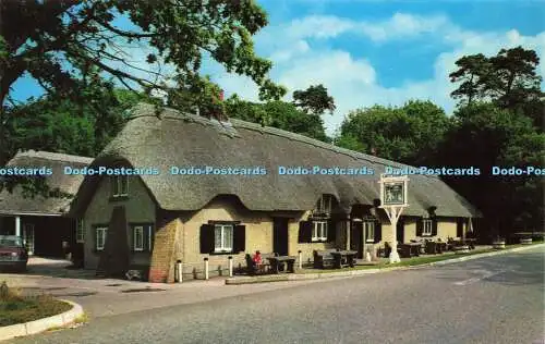 R575930 Cat and Fiddle Inn New Forest 1979 Colourmaster International Precision