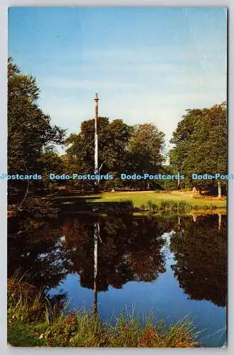 R734763 The Totem Pole Virginia Water