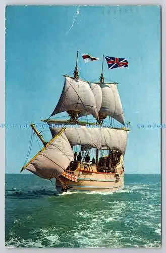 R735097 The Susan Constant Official Colonial Williamsburg Card H S Crocker Mirro