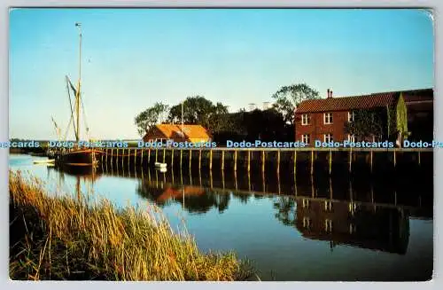 R736611 River Alde at Snape Quay F W Pawsey Ipswich An Artistic Card 1986