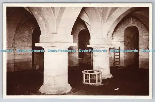 R737396 Winchester Cathedral Die Hauptgruft die rechte Säule befindet sich unter dem H