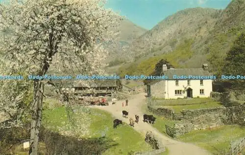 R578071 Coniston Yew Tree Farm The English Lakes Sanderson and Dixon Jarrold 197