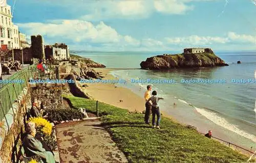 R577471 South Sands and St Catherines Island Tenby 1972