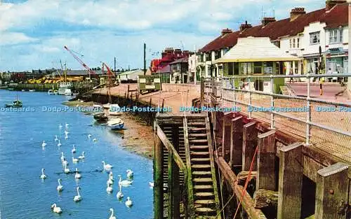 R578409 Littlehampton River Arun and Pier Road D Constance Devereux