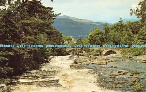 R580886 River Dochart and Bridge at Killin