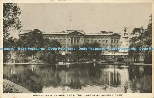 R583221 Buckingham Palace vom See im St James Park Tuck Gravure Postkarte N