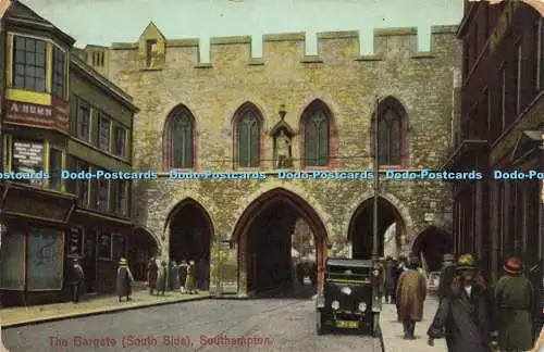 R583277 Southampton The Bargate South Side 1932