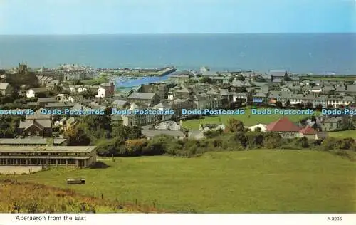 R581268 Aberaeron aus dem Osten E T W Dennis Photocolour