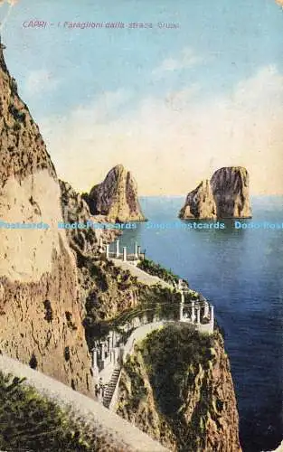 R585191 Capri I Faraglioni dall Strada Grupp R Zedda di V Carcavallo und C