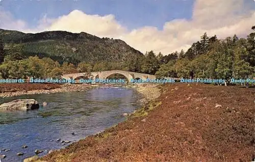 R579359 Aberdeenshire Deeside The Auld Brig O Invercauld J Salmon Cameracolour