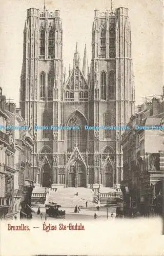 R585451 Bruxelles Eglise Ste Gudule