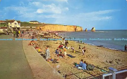 R579567 I o W Freshwater Bay 1964