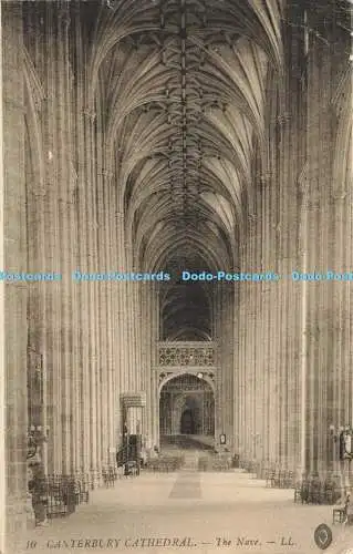 R584021 Canterbury Cathedral The Nave LL 10 1913
