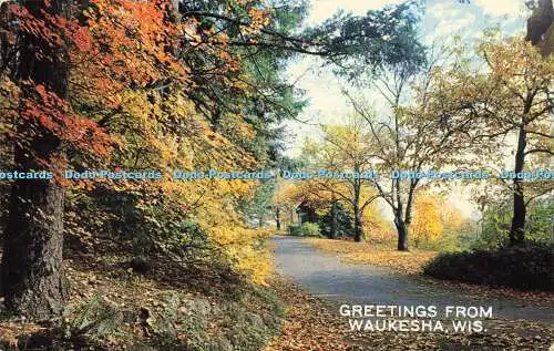 R581935 Grüße von Waukesha Wis Modern Highway Plastichrome Gan Nilson
