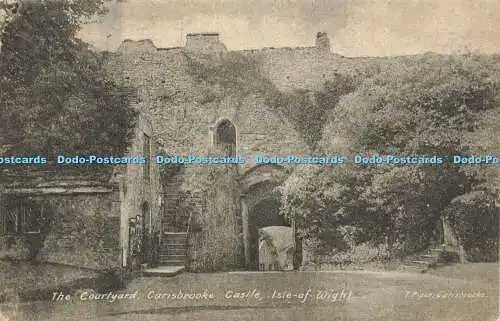 R579906 Isle of Wight Carisbrooke Castle The Courtyard T Piper