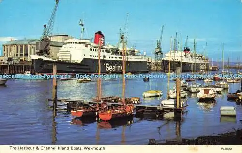 R582045 Weymouth The Harbour and Channel Island Boats E T W Dennis Photocolour 1