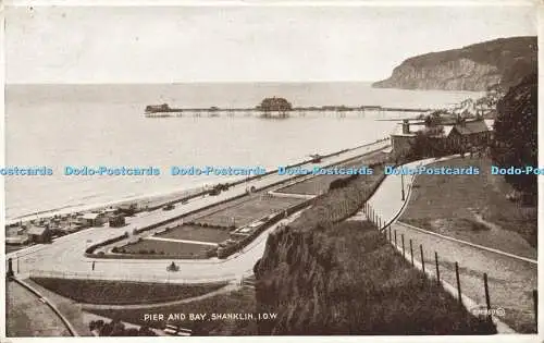 R584311 I o W Shanklin Pier and Bay Valentine Photo Brown Series 1933