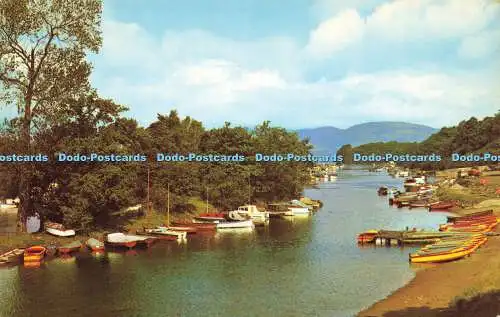 R579963 Loch Lomond River Leven at Balloch