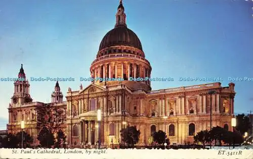 R580057 London by Night St Paul Cathedral Valentine 1972