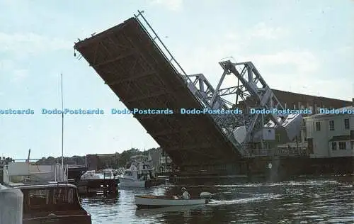 R580157 Zugbrücke bei Mystic Conn trennt Stadt Stonington von Stadt Gro