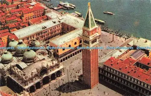 R582342 Venezia Blick aus der Luft M D A