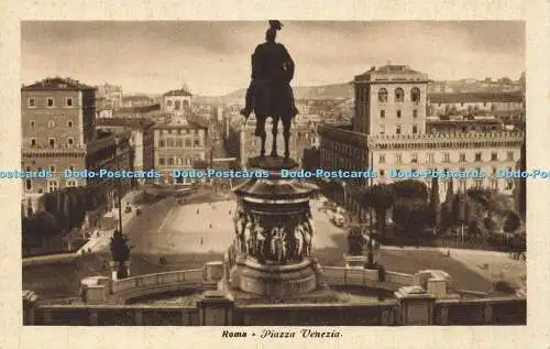 R586678 Roma Piazza Venezia A Scrocchi