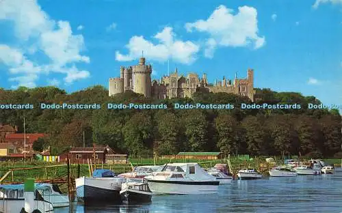 R586885 Arundel Schloss und Fluss Arun D Konstanz