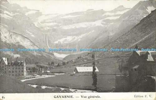 R588479 81 Gavarnie Vue generale F V