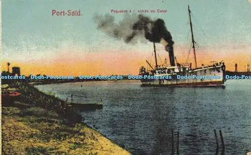 R592345 Port Said Paquebot a lentree du Canal M L