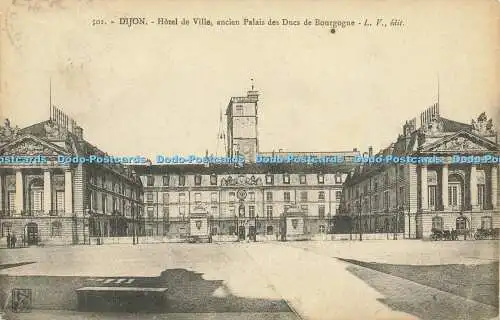 R588775 501 Dijon Hotel de Ville ancien Palais des Ducs de Bourgogne L V