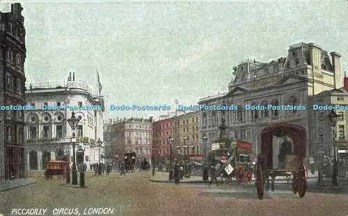 R592681 Piccadilly Circus London