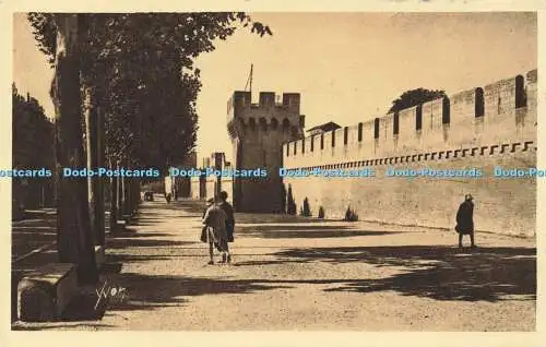 R597069 La Douce France 30 Avignon Vaucluse Les Remparts Yvon