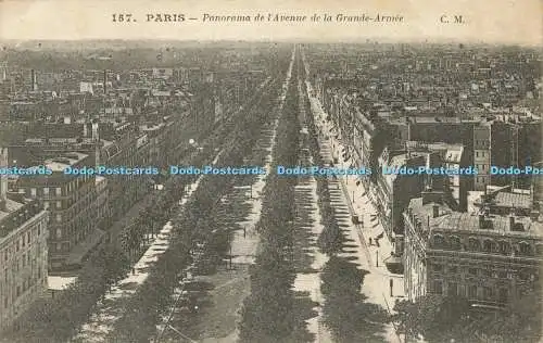 R597361 157 Paris Panorama de lAvenue de la Grande Armee C M