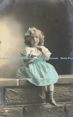 R591321 Girl 2822 2 Carlton Publishing 1911