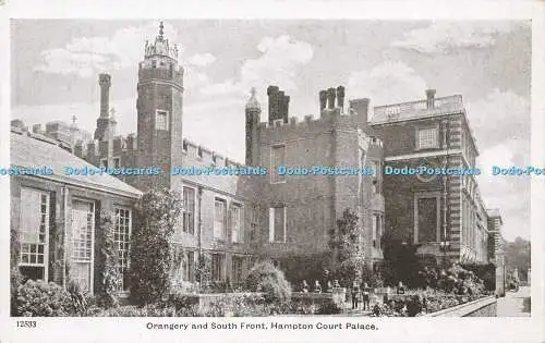 R589462 12533 Orangerie und South Front Hampton Court Palace Gale and Polden H C